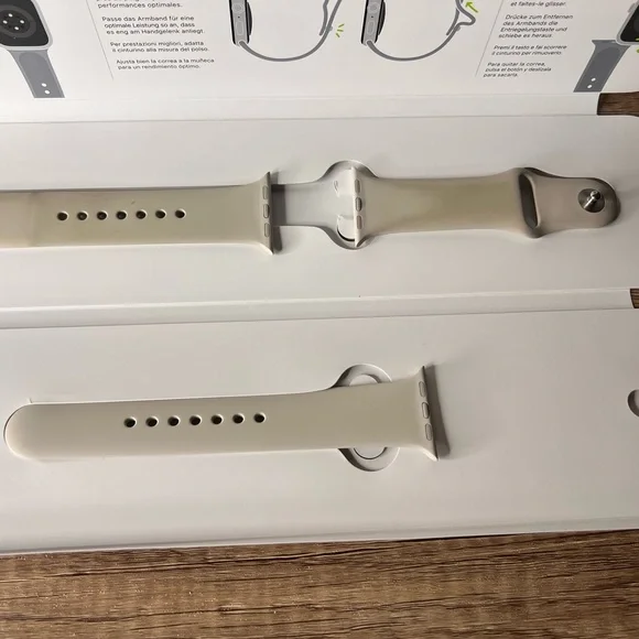 Apple Watch Series 7 + Cellular data